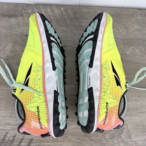 Altra Superior 4 Women's 10 Foot Shape Trail Running Shoes Neon Yellow - Picture 7 of 12